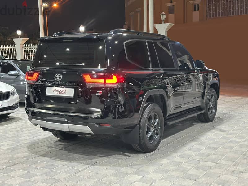 Toyota Land Cruiser  GR Sport TwinTurbo  2024 10