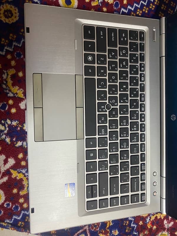 hp laptop elitbook 8470p 6