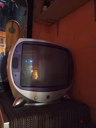 very rare gaming tv (LG) retro style