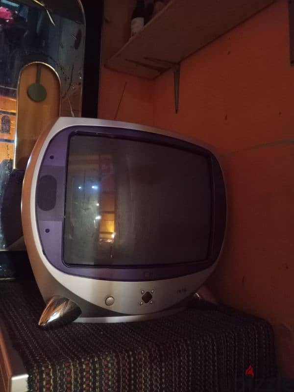 very rare gaming tv (LG) retro style 0