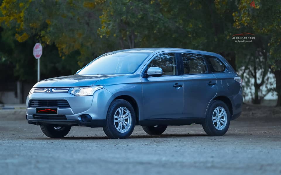 Mitsubishi Outlander 2014 | GREY | EXCELLENT CONDITION 2