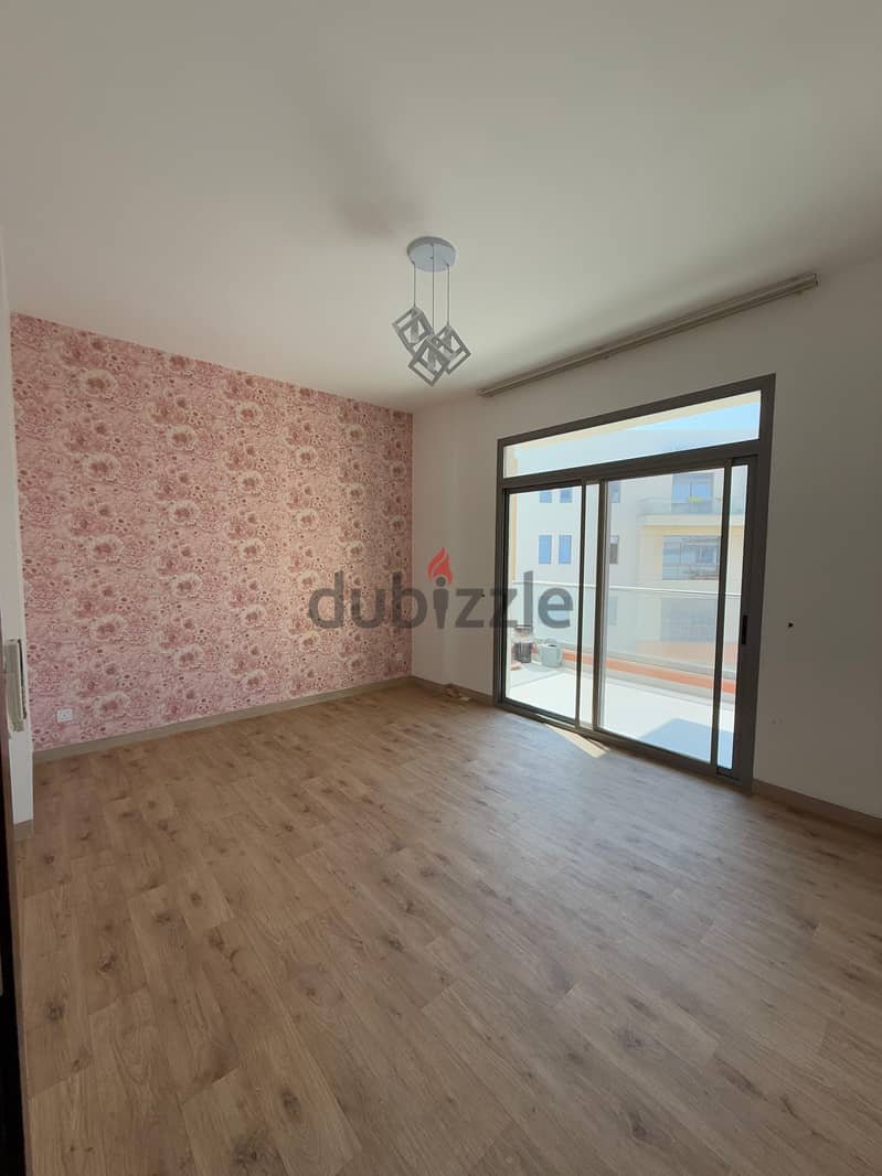 شقة للإيجار في قلب السيف Apartment for rent in the heart of Seef 4