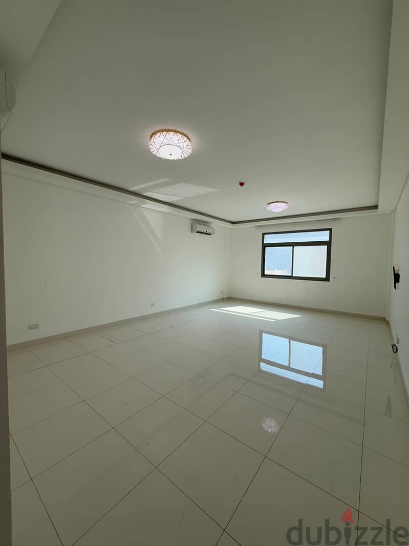 شقة للإيجار في قلب السيف Apartment for rent in the heart of Seef 5