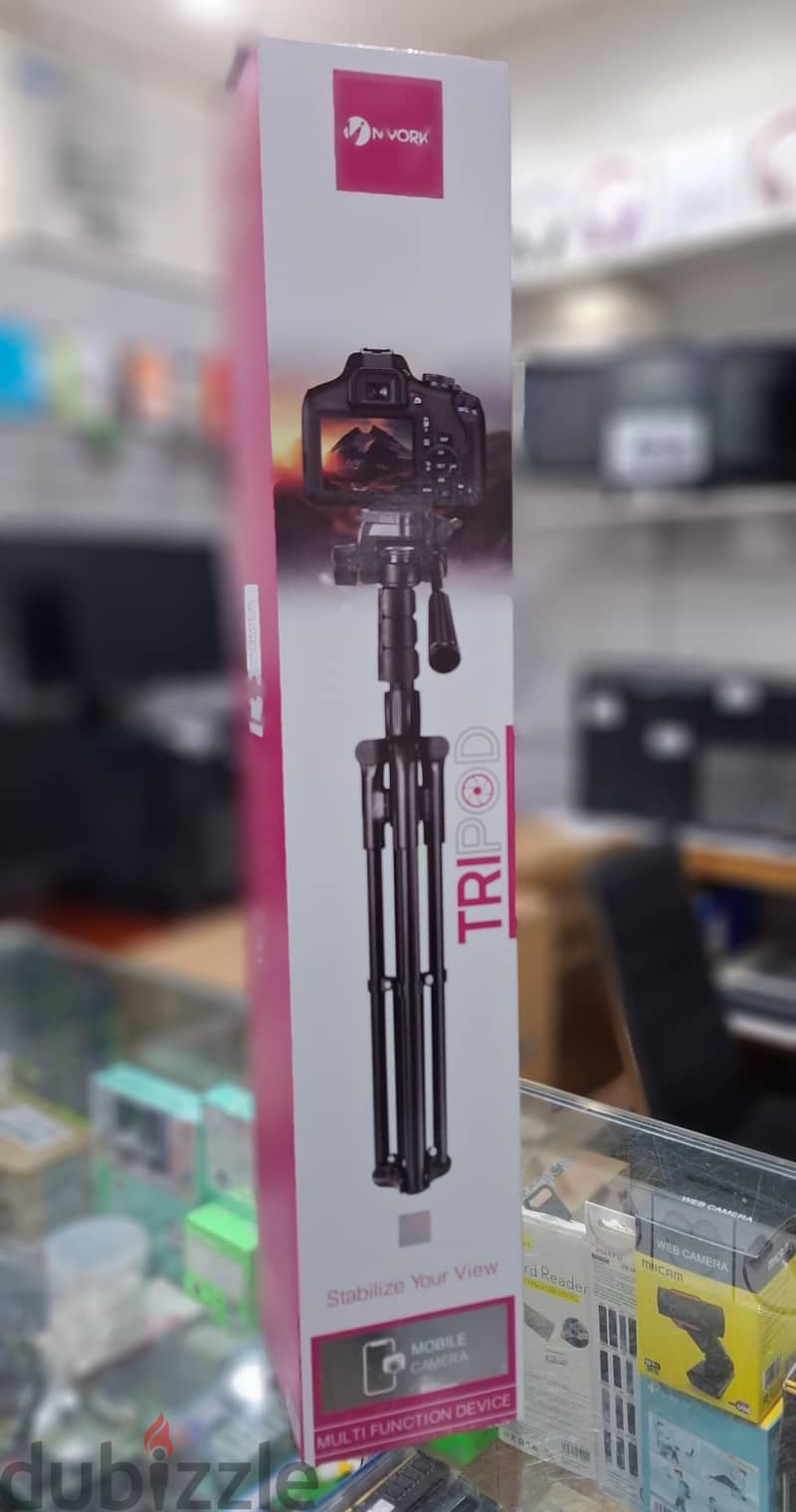 New Tripod Stand High Quality Available for Projector, Mobile & Camera 5