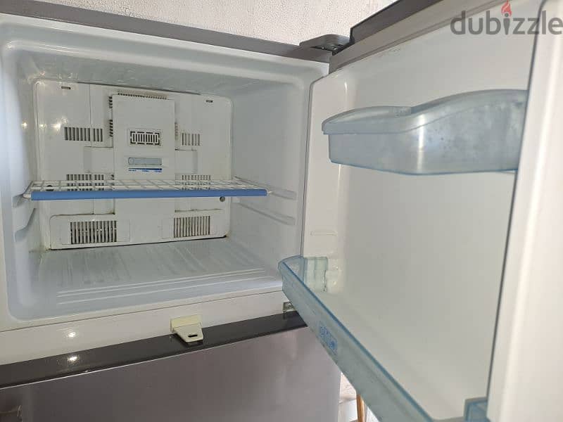 For sale Daewoo refrigerator, 248 liters 3