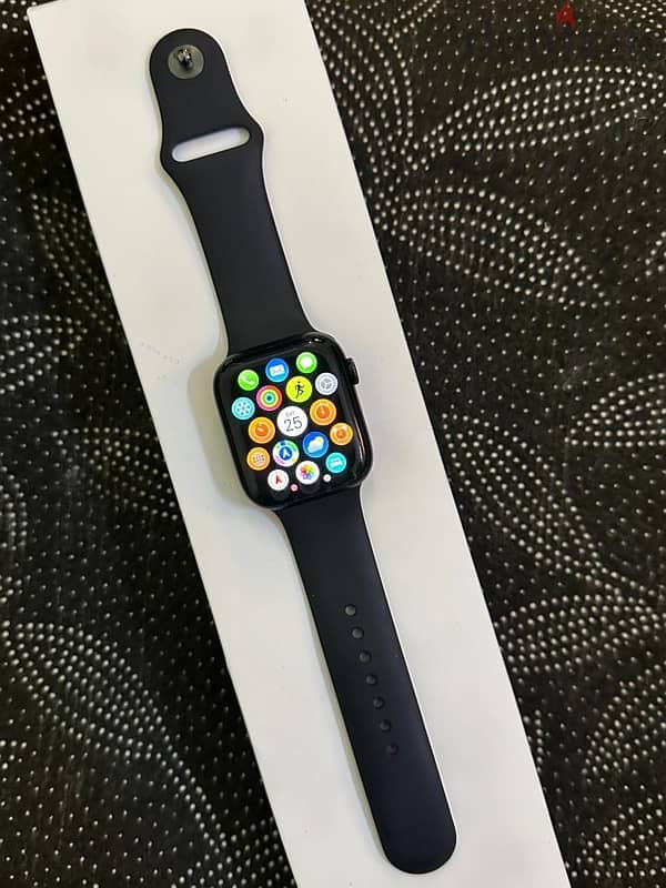 Apple Watch s8 1