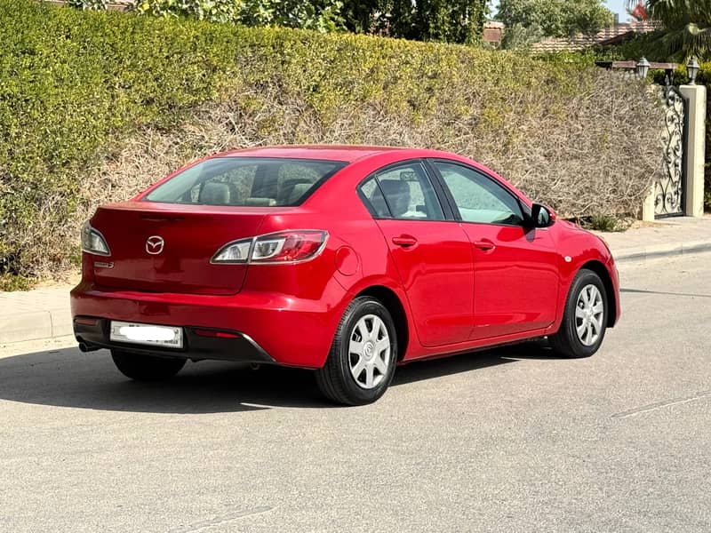 Mazda 3 2010 red 5