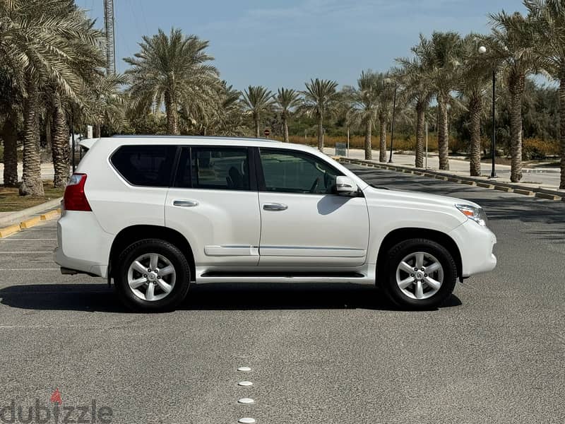 Lexus GX 460 2010 white 2