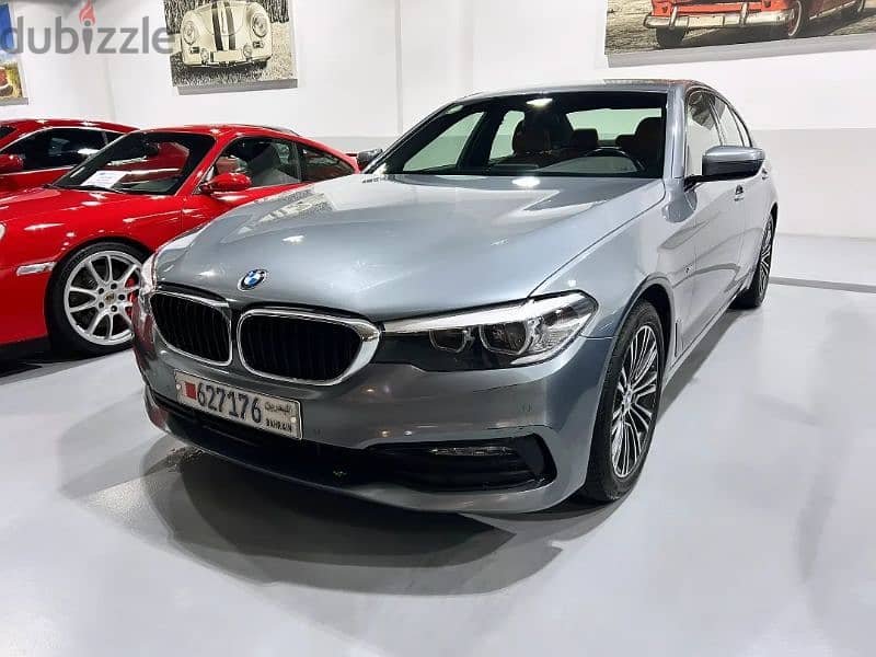 BMW 530i Sport Line 2018 Agent history 4 Cylinders 2.0L TC Full option 1