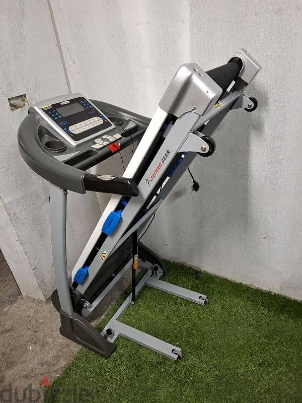 Techno  Gear  Brand   Foldable Treadmill 1