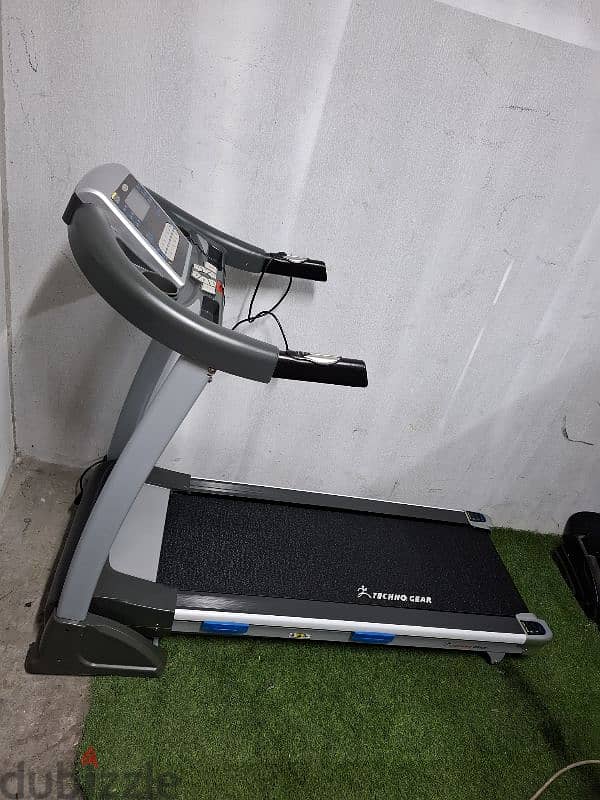 Techno  Gear  Brand   Foldable Treadmill 3