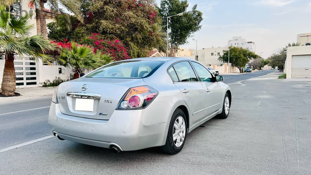 NISSAN ALTIMA  | GOOD CONDITION  | LOW MILEAGE 1