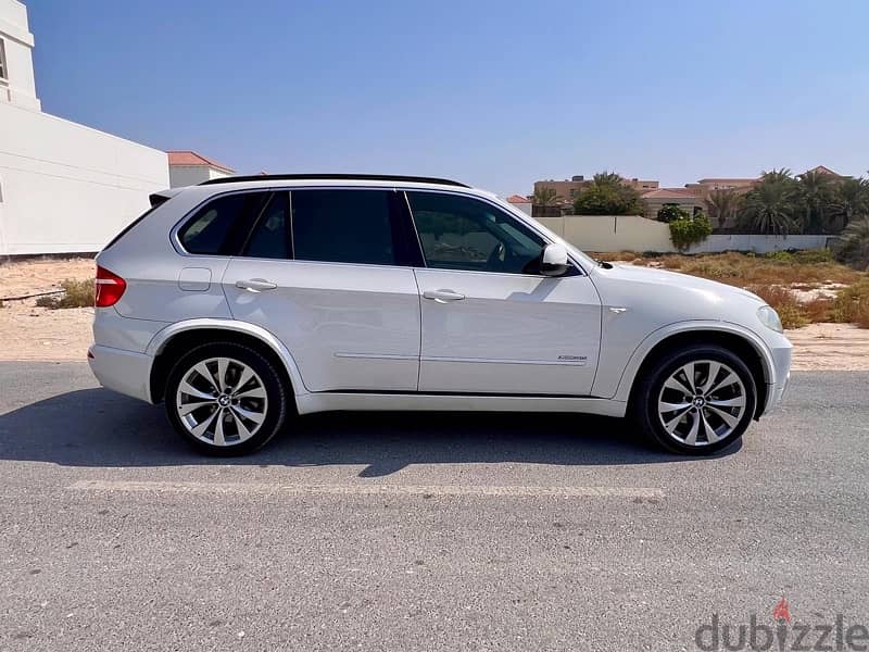 BMW X5 2010 1