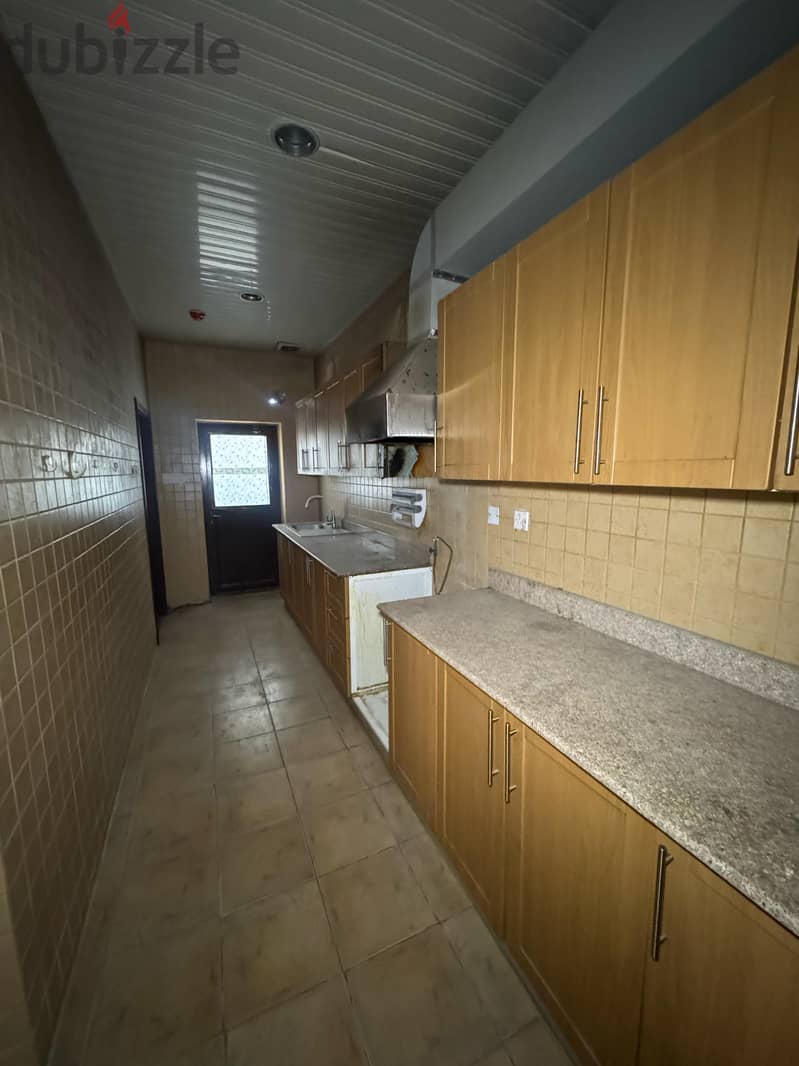 للإيجار شقة في الدير. . . Apartment for rent in Al-Dair 0