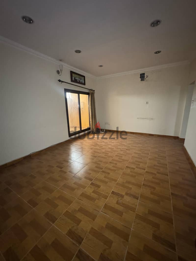 للإيجار شقة في الدير. . . Apartment for rent in Al-Dair 1