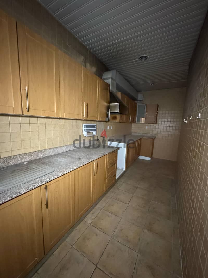 للإيجار شقة في الدير. . . Apartment for rent in Al-Dair 2