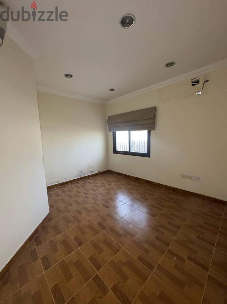 للإيجار شقة في الدير. . . Apartment for rent in Al-Dair 4