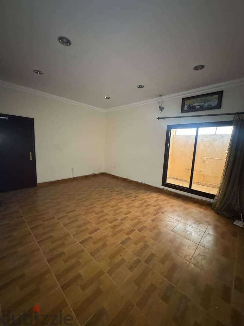 للإيجار شقة في الدير. . . Apartment for rent in Al-Dair 6