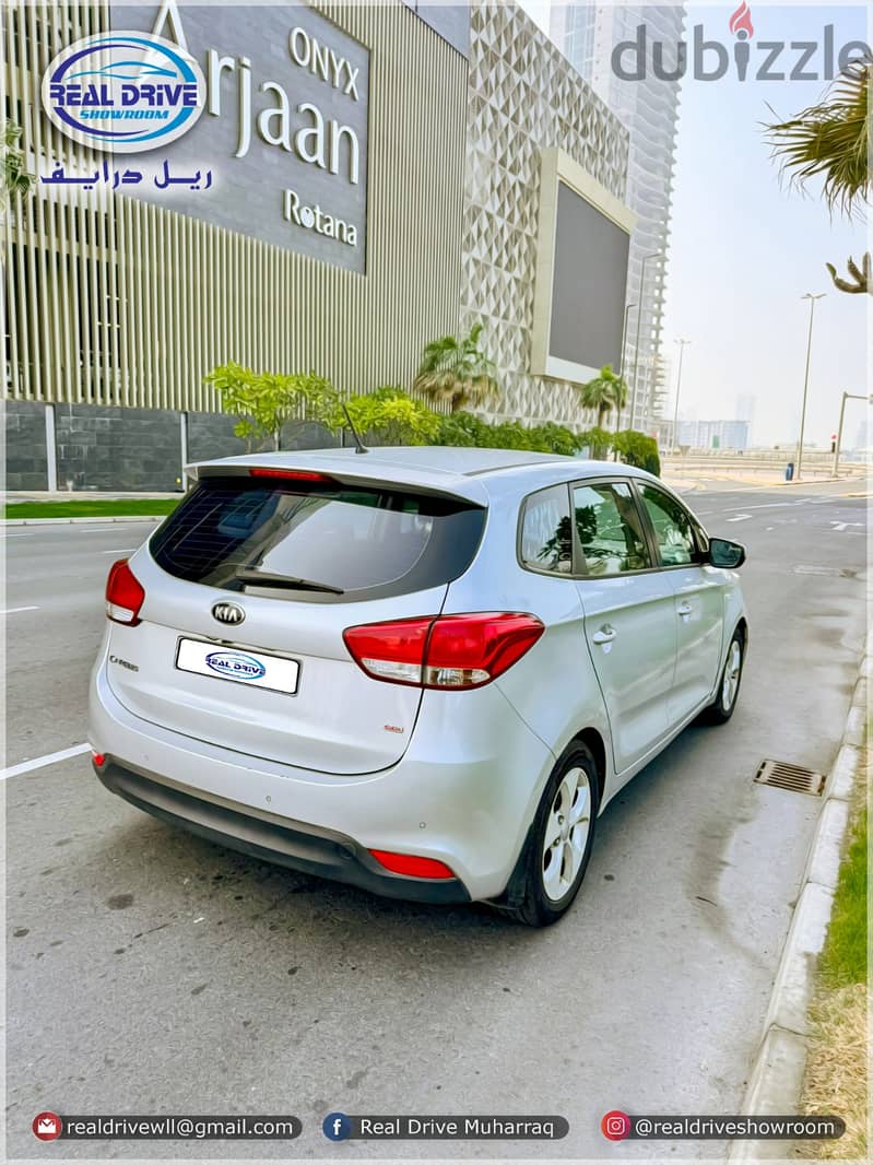 Kia Carens 2016 4