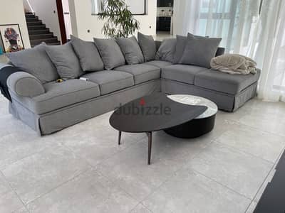 5 seater Sofa for quick sale - With delivery