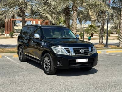 Nissan Patrol Platinum 2015 Black