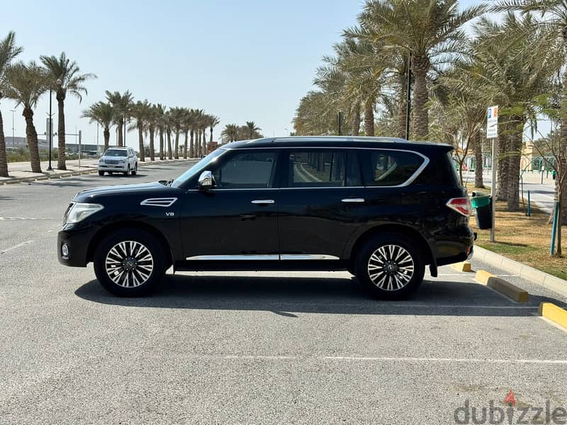 Nissan Patrol Platinum 2015 Black 2