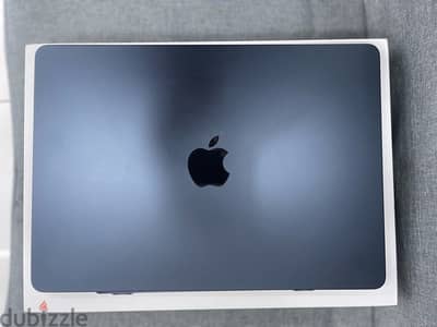 Used MacBook Air M3 13inch 256GB