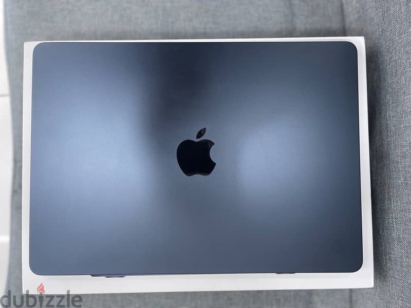 Used MacBook Air M3 13inch 256GB 0