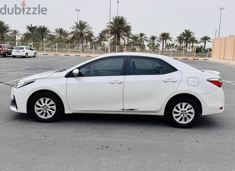 Toyota Corolla 2.0 - 2018 - Well Maintained 3