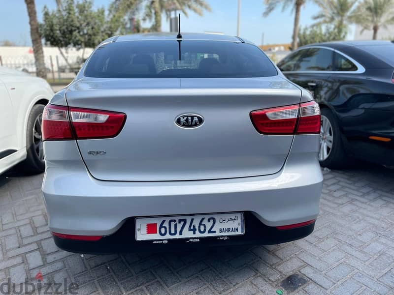 Kia Rio 2016 full option 9