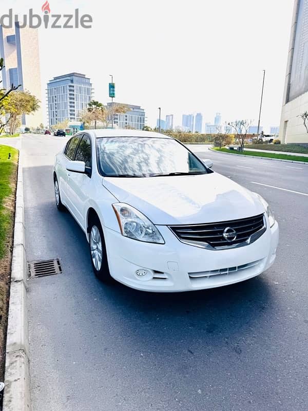 Nissan Altima - 2011 - Excellent Condition 1