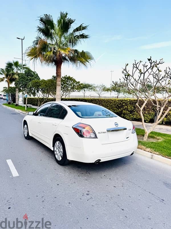 Nissan Altima - 2011 - Excellent Condition 8