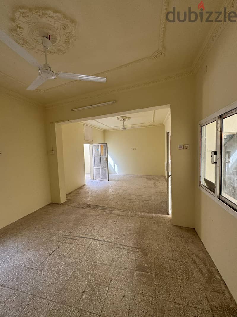 للإيجار منزل في المحرق. . . House for rent in Muharraq 7