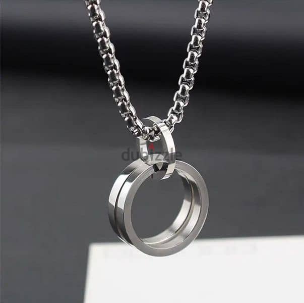 Three Circles Pendent Necklace Chain 0