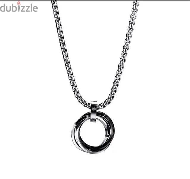 Three Circles Pendent Necklace Chain 1