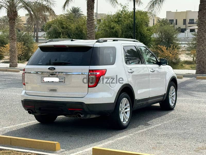 Ford Explorer 2XLT 012 white 7