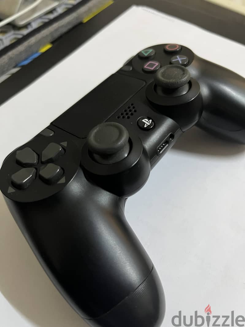 PS4 Original Controller (Used 3-4 times) 1