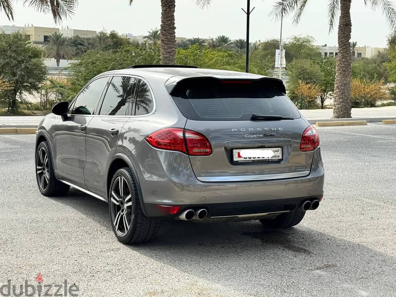 Porsche Cayenne 2011 grey 6