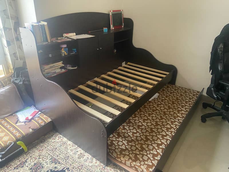 bed for sale with slinding extra bed 1