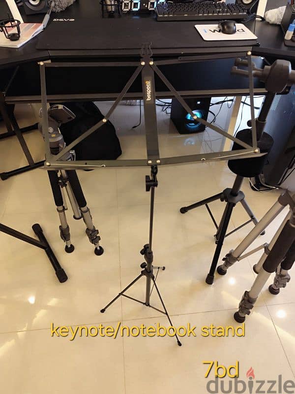 Different types of stands 11