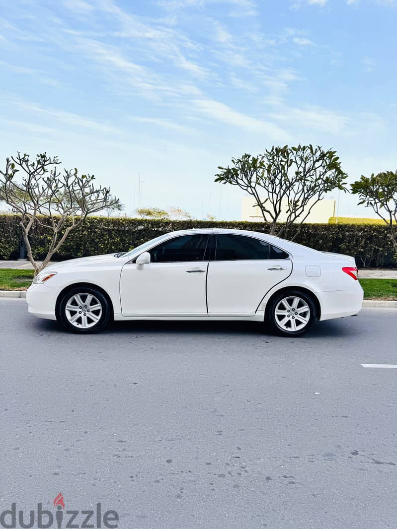 Lexus ES 350 V6-3.5L WHITE 120000KM FOR SALE 3