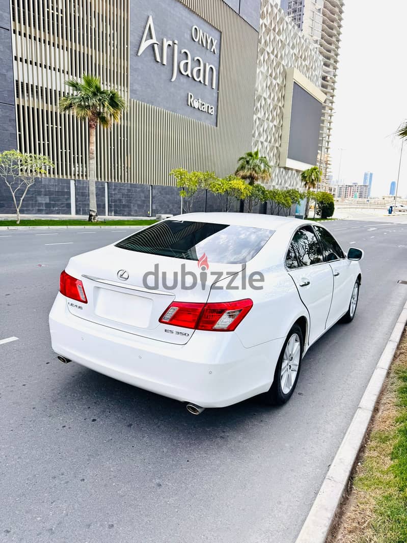 Lexus ES 350 V6-3.5L WHITE 120000KM FOR SALE 4