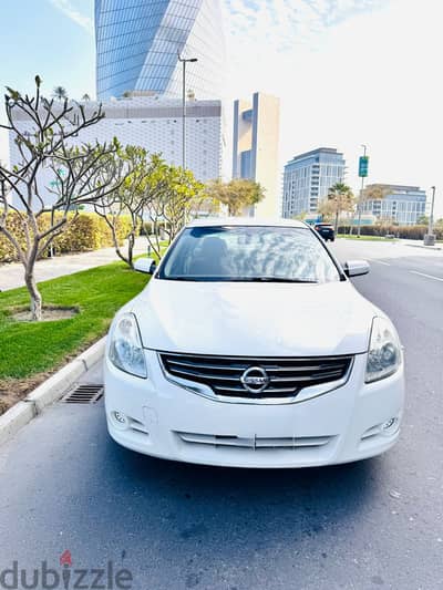 Nissan Altima 2011 V4 WHITE 155000