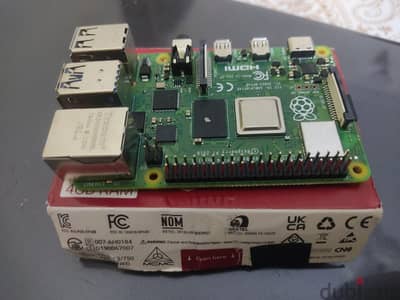 Raspberry pi 4 with original type-c charger