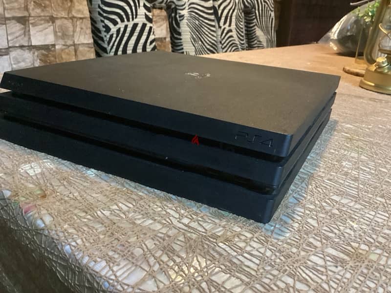 ps4 pro 1tb 4