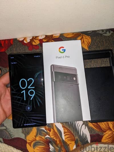 Google Pixel 6 Pro, 256GB, with Box and case, Excellent Condition