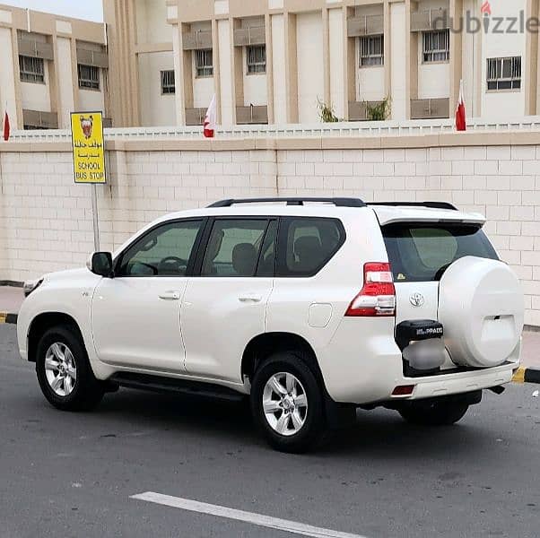 Toyota Prado V6 model 2015 no accidents no paint 2