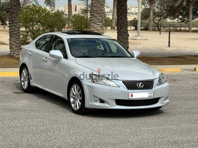 Lexus IS 300 2010 blue 0