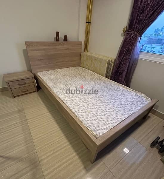 Single Bed with Mattress 0