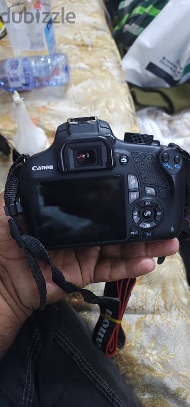 canon 1200D 1